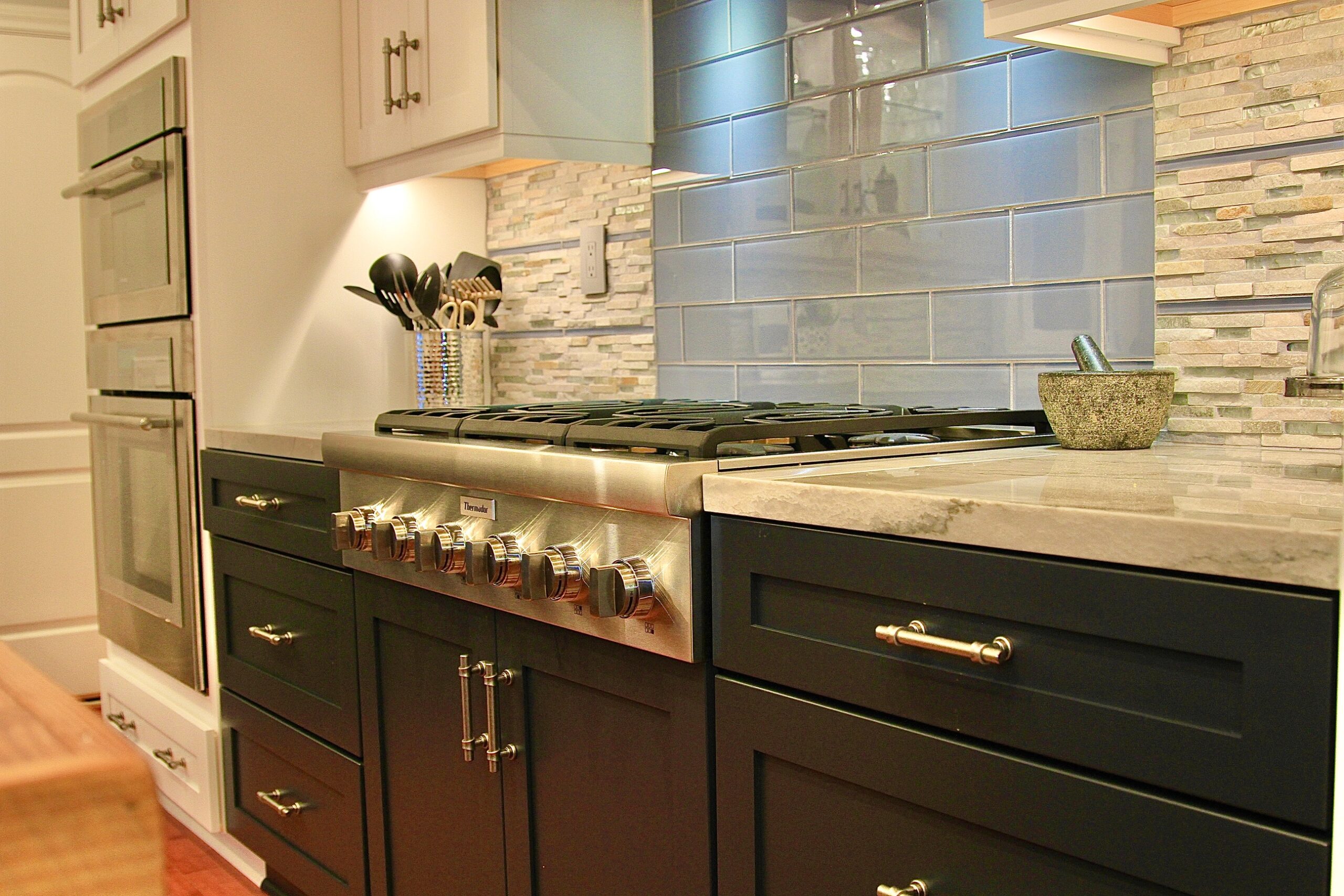 Kitchen Remodel-Night Blue Shaker Transitional