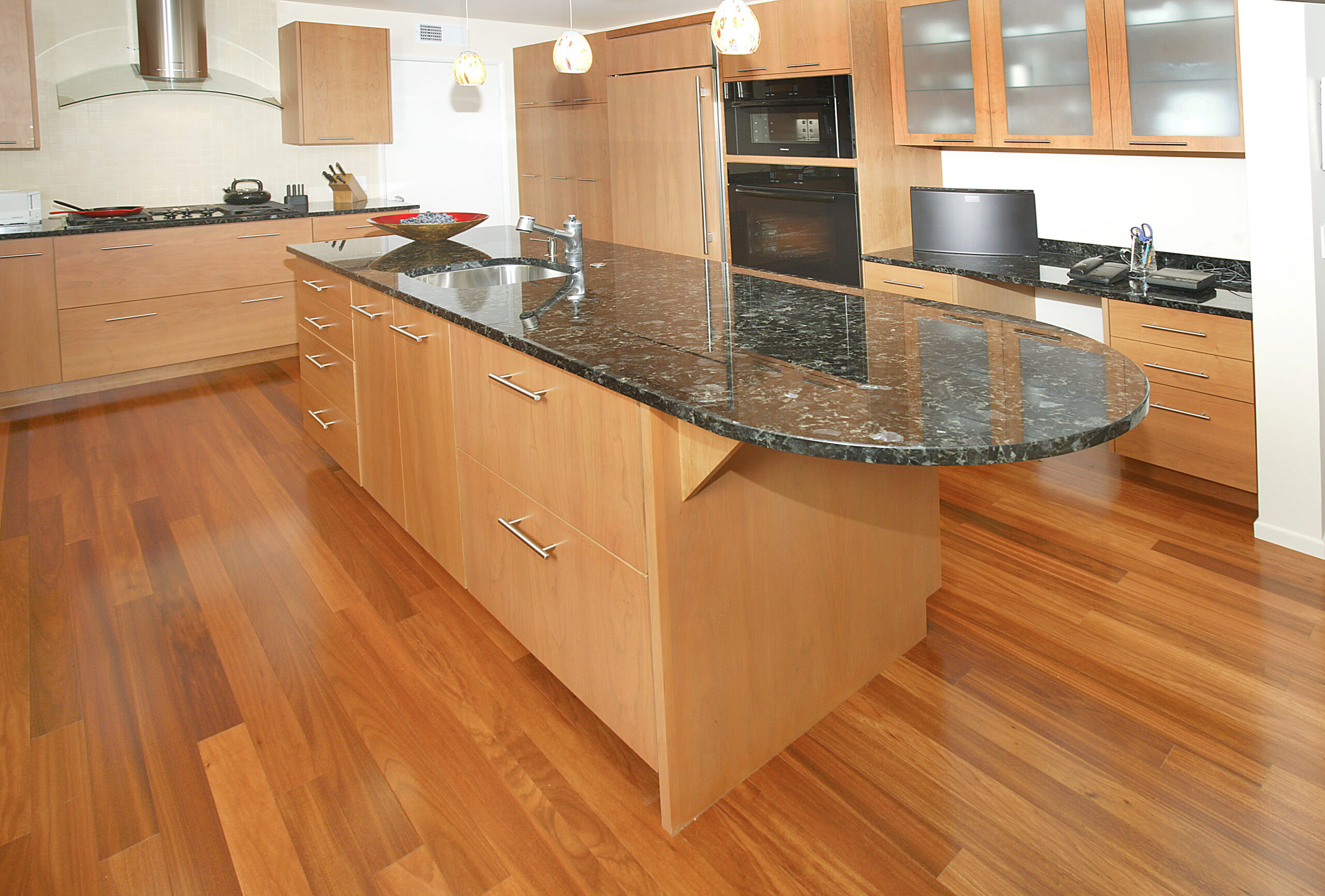 Kitchen Reface – Natural Modern
