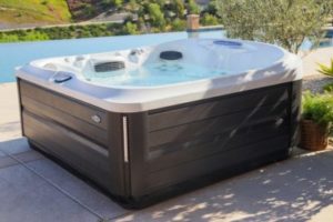 Difference Between Hot Tubs & Swim Spas New Mexico